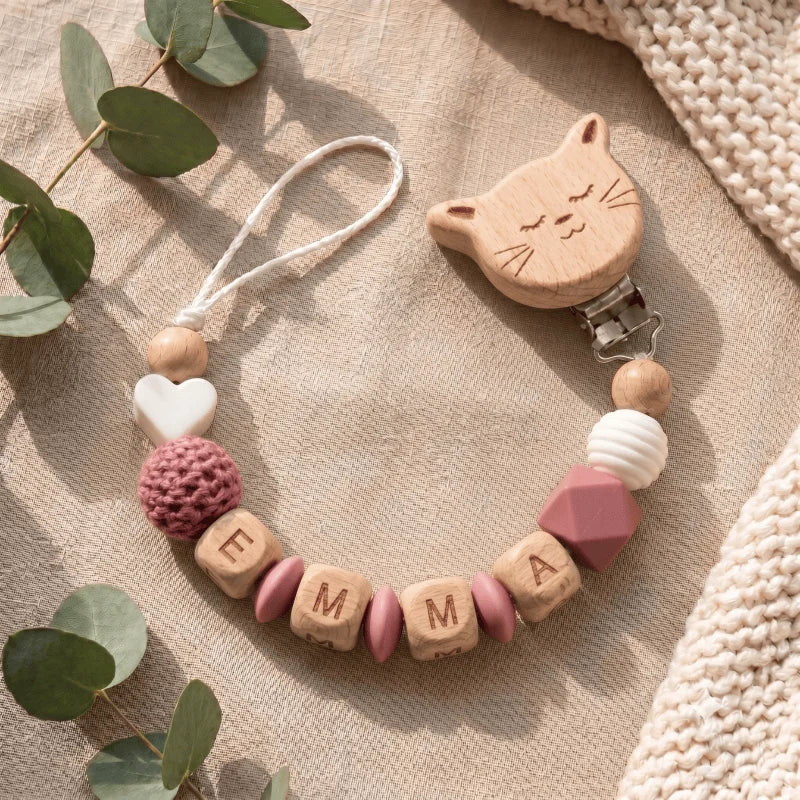 Prende-chucha Personalizado em Madeira e Silicone