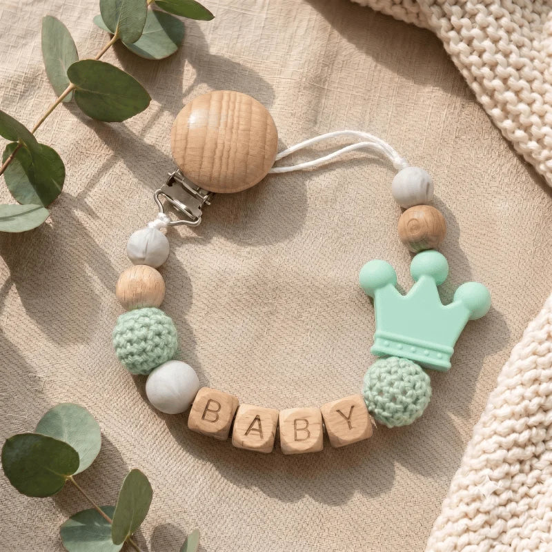 Prende-chucha Personalizado em Madeira e Silicone