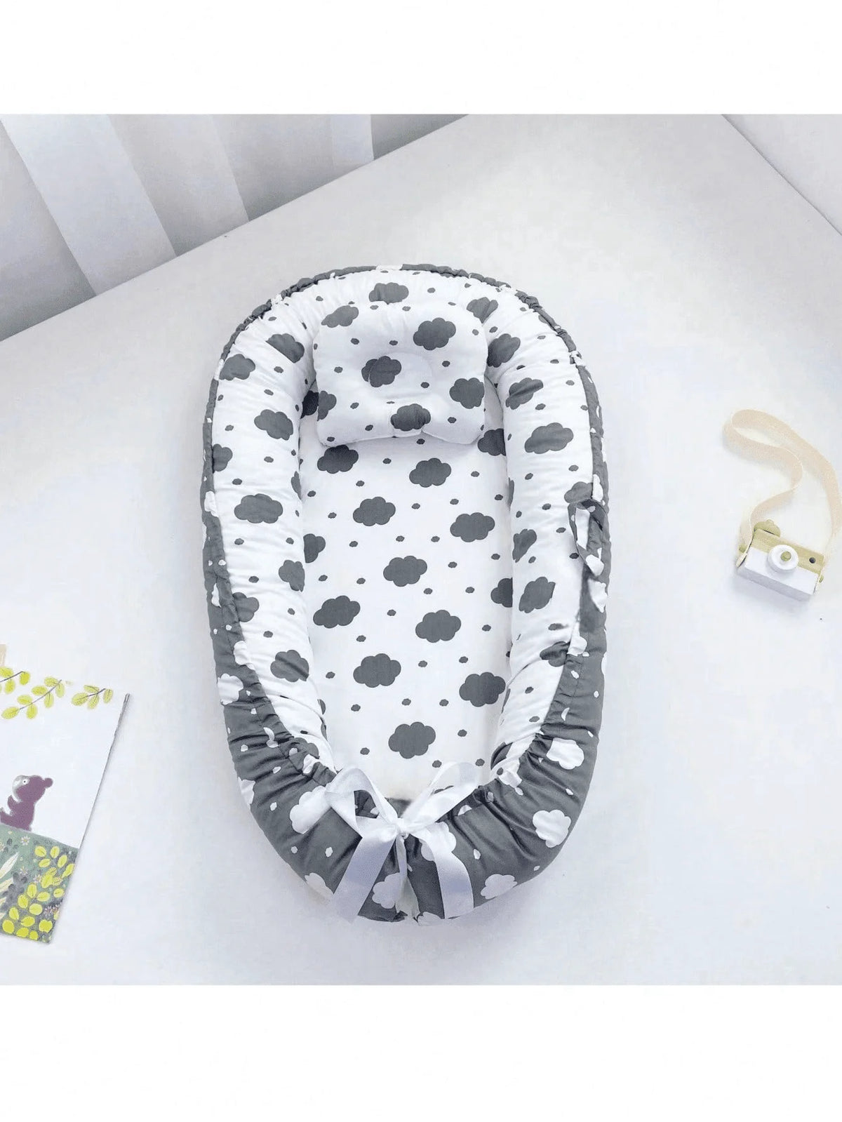 Newborn Anti-Pressure Baby Nest Bed, Neutral Animal Print Infant Co-Sleeper with Washable Cover, Foldable Travel Baby Bed
