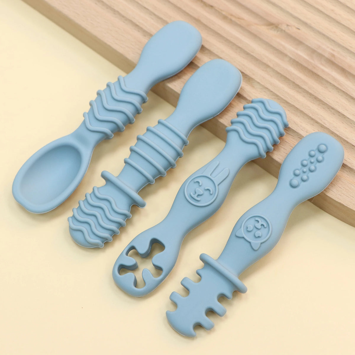 4-Piece Set - Silicone Baby Feeding Spoon, Stage 1 Self-Feeding Spoon, Suitable for Baby Weaning and Self-Feeding Training.