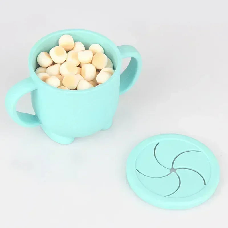 BPA Free Kids Silicone Food Storage Box Solid Color Baby Snack Cup Portable Children Snacks Container With Lid