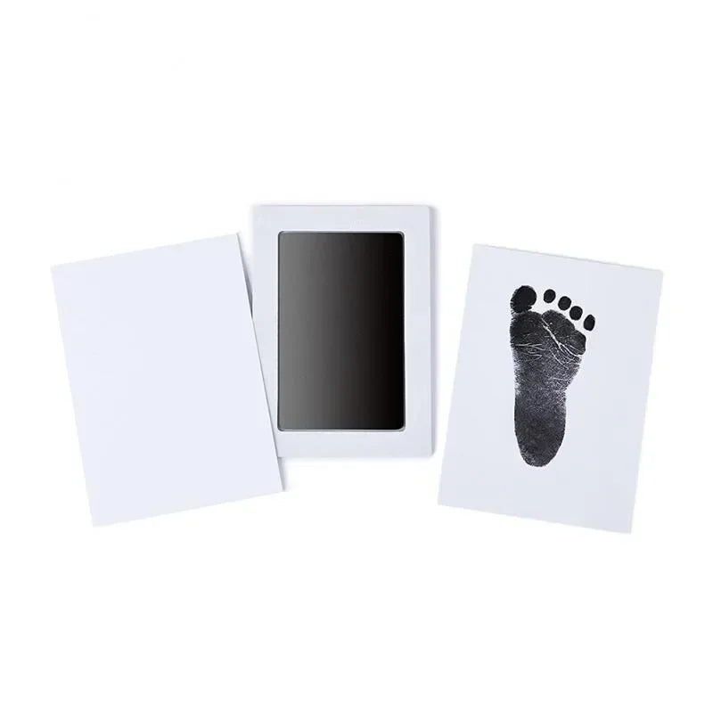 Quadro de Memórias do Bebé – Kit Carimbo Pegada e Mãozinha