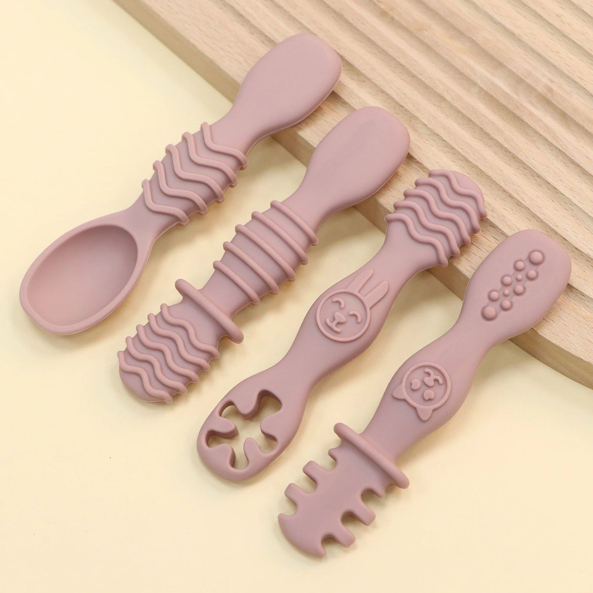 4-Piece Set - Silicone Baby Feeding Spoon, Stage 1 Self-Feeding Spoon, Suitable for Baby Weaning and Self-Feeding Training.
